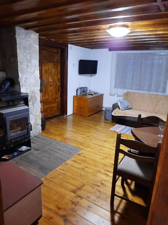 Kuca Za Odmor Dikka Brusane Lika Exterior foto